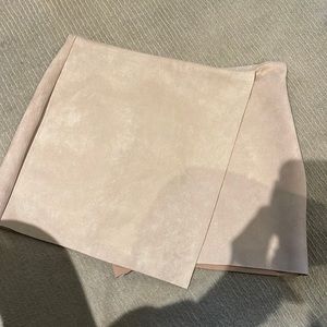 Zara suede skort